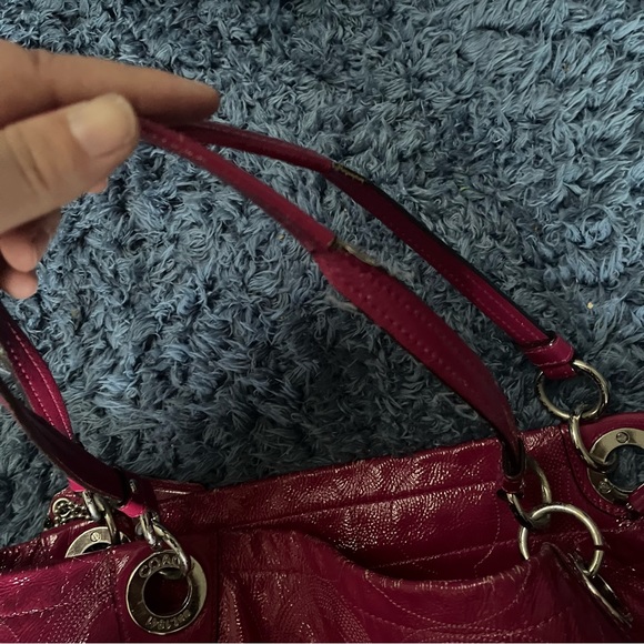 COACH Alex Op Art Patent Leather Raspberry Tote H0920-14255 - Picture 7 of 8